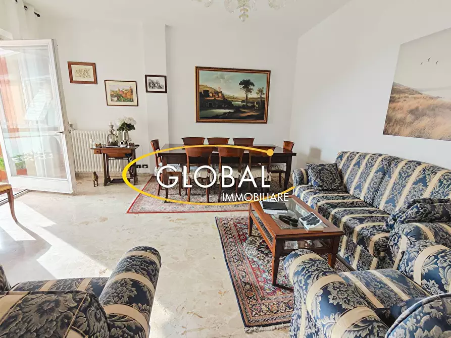 Immagine 1 di Appartamento in vendita  in Via Panoramica a Ancona