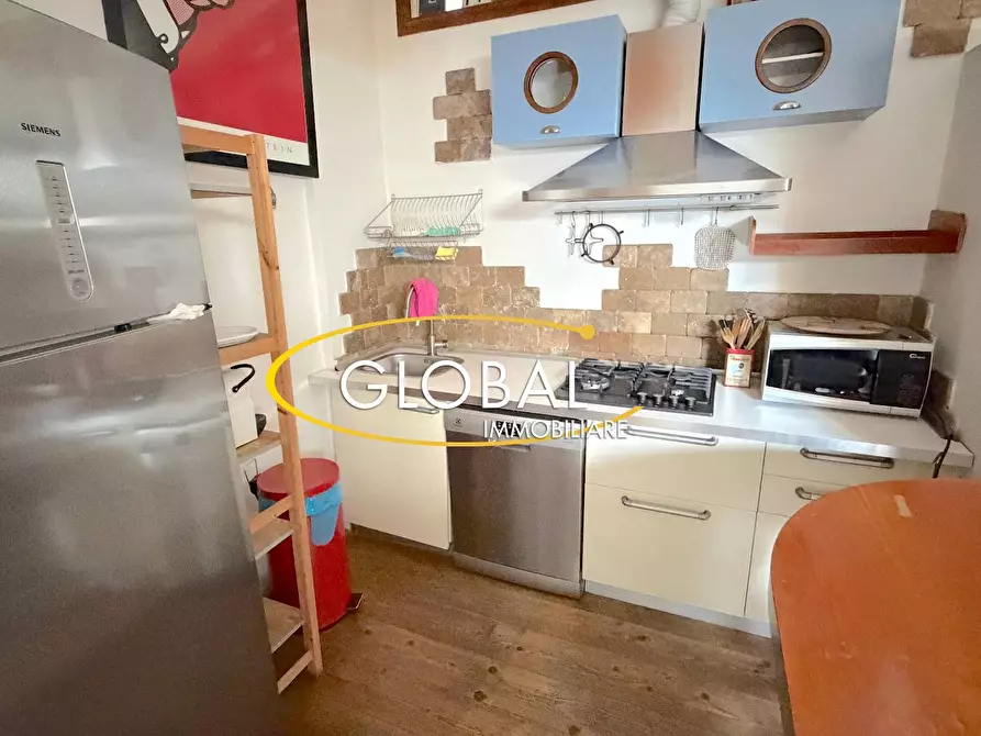 Immagine 11 di Appartamento in vendita  a Ancona