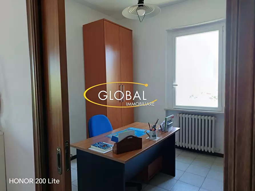 Immagine 5 di Appartamento in vendita  a Ancona