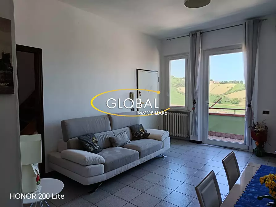 Immagine 2 di Appartamento in vendita  a Ancona