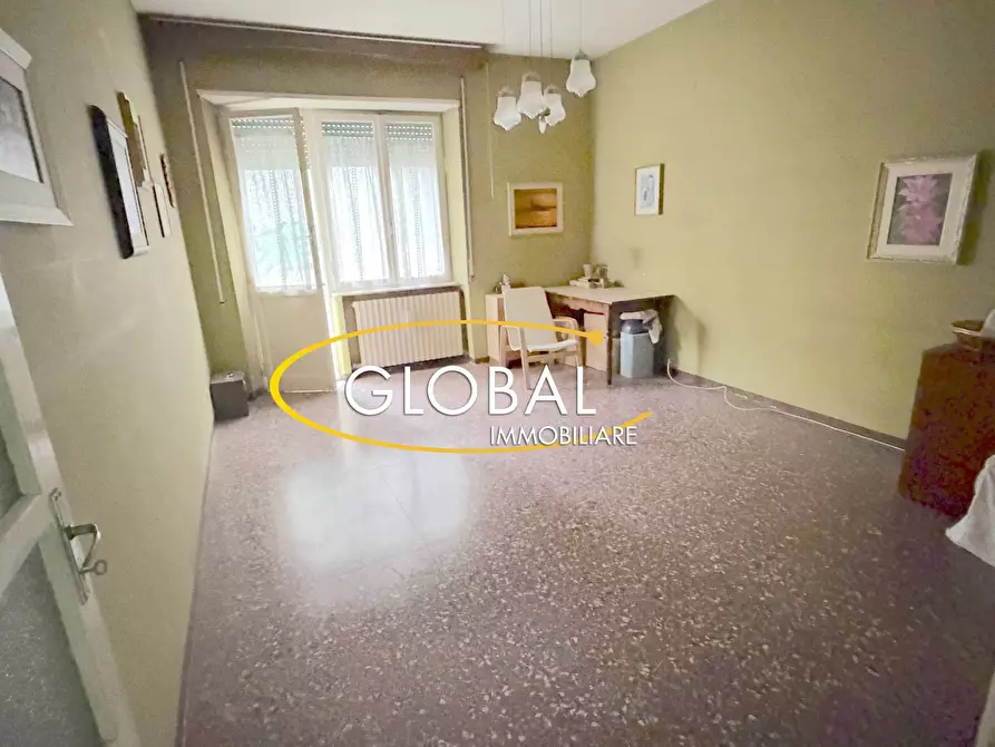 Immagine 2 di Appartamento in vendita  a Ancona