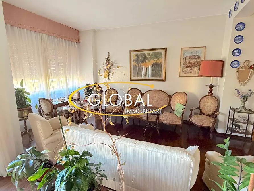 Immagine 6 di Appartamento in vendita  a Ancona