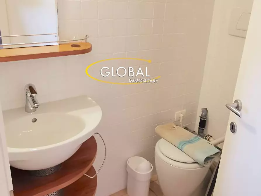 Immagine 14 di Appartamento in vendita  a Numana