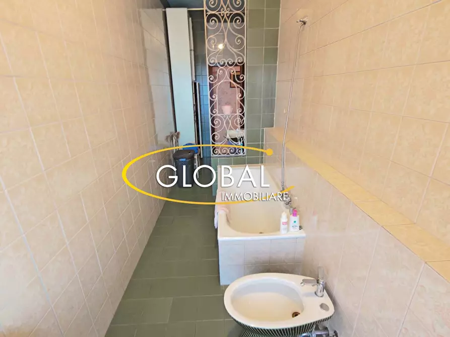 Immagine 26 di Appartamento in vendita  a Ancona