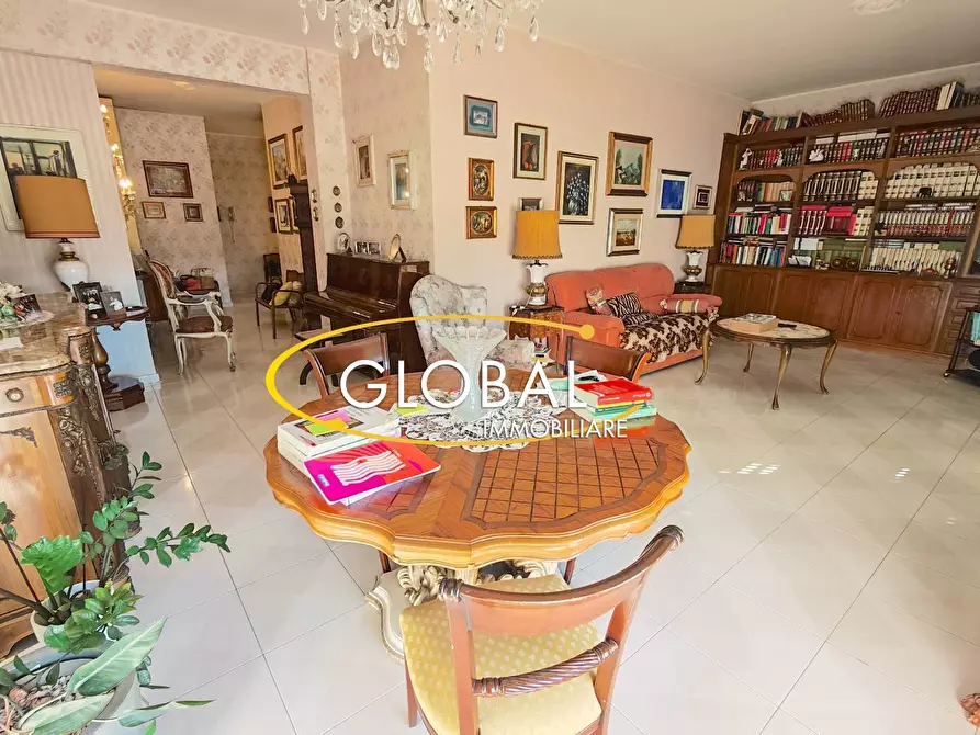 Immagine 7 di Appartamento in vendita  a Ancona