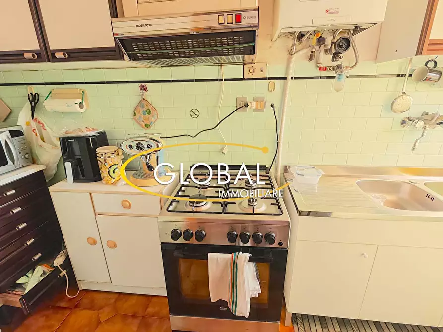 Immagine 19 di Appartamento in vendita  a Ancona