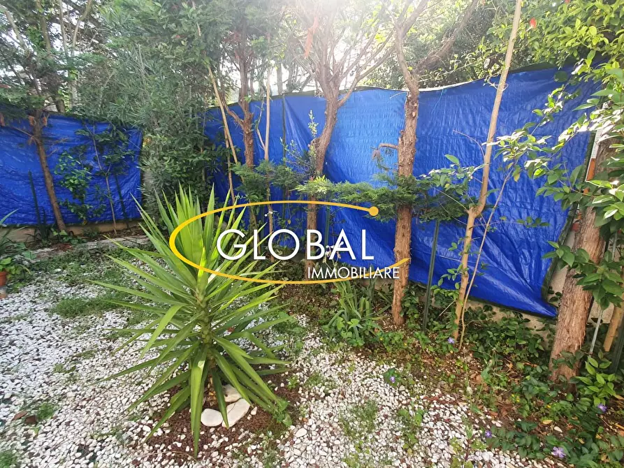 Immagine 13 di Villetta a schiera in vendita  in via Positano a Numana