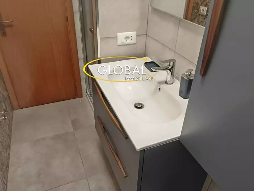 Immagine 18 di Villetta a schiera in vendita  in via Positano a Numana