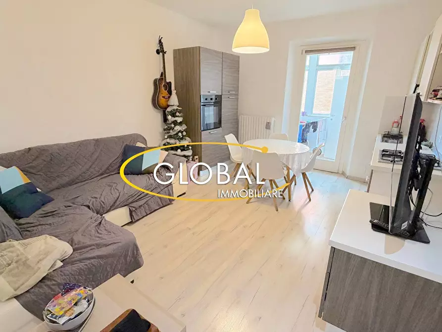 Immagine 5 di Appartamento in vendita  in Via Delle Tavernelle a Ancona