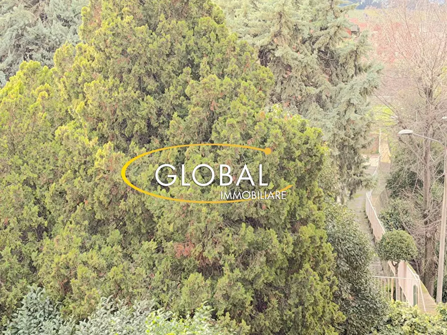 Immagine 9 di Appartamento in vendita  in Via Delle Tavernelle a Ancona