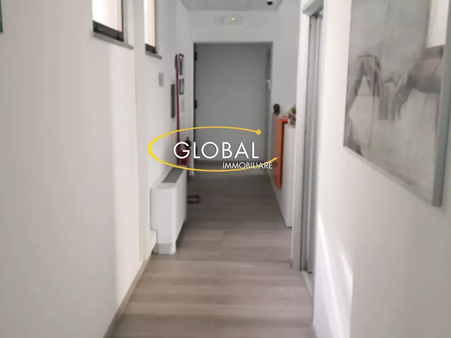 Immagine 6 di Ufficio in affitto  in Corso Stamira a Ancona