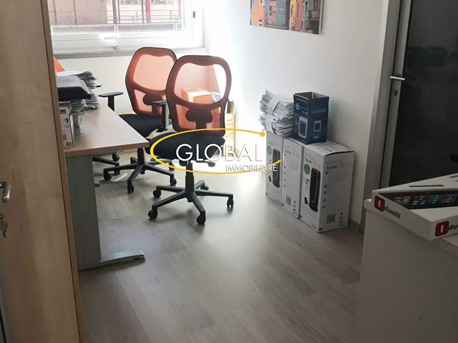 Immagine 11 di Ufficio in affitto  in Corso Stamira a Ancona