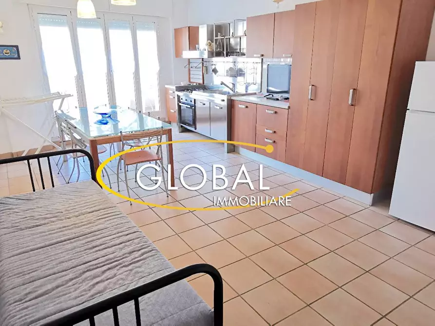 Immagine 3 di Appartamento in vendita  a Numana