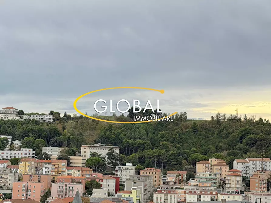 Immagine 11 di Attico in vendita  in Via Panoramica a Ancona