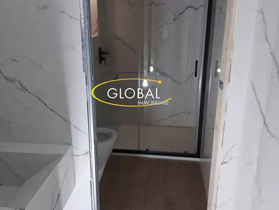 Immagine 9 di Appartamento in vendita  in Via Posatora a Ancona