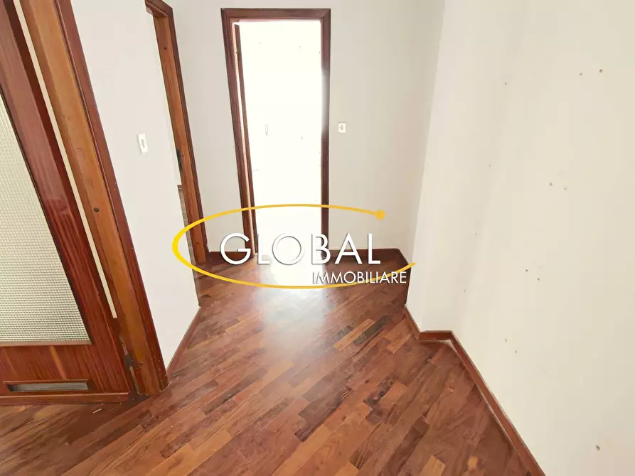 Immagine 17 di Appartamento in vendita  in Via Rodi a Ancona