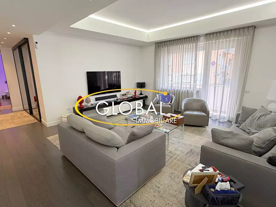 Immagine 1 di Appartamento in vendita  a Ancona