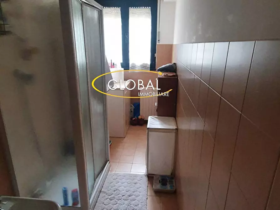 Immagine 11 di Appartamento in vendita  in Via Ruggeri a Ancona