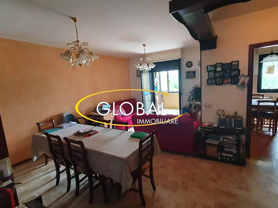 Immagine 5 di Appartamento in vendita  in Via Ruggeri a Ancona