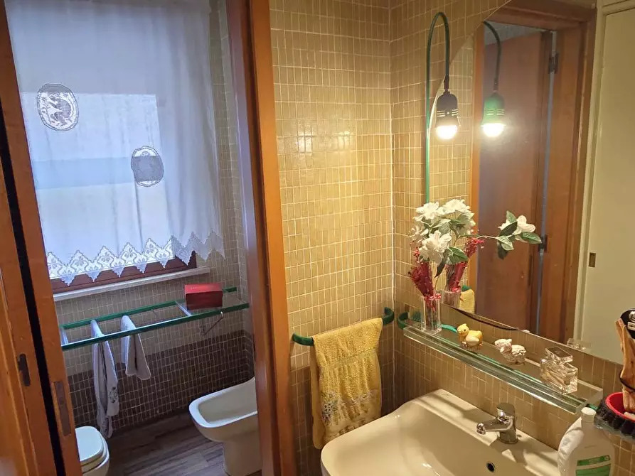 Immagine 18 di Villa in vendita  in Strada Carducci 3/b a Bari