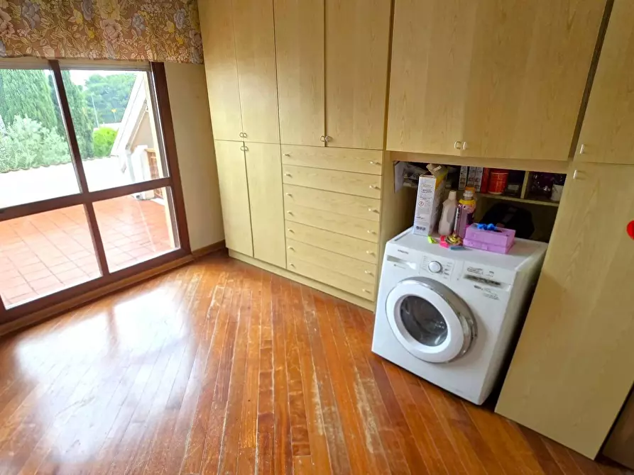 Immagine 26 di Villa in vendita  in Strada Carducci 3/b a Bari