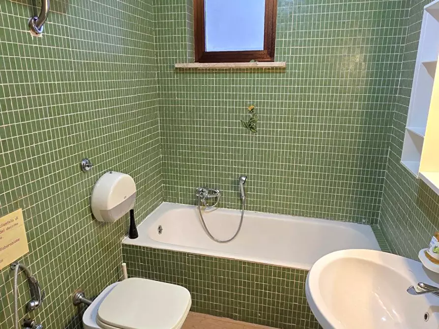 Immagine 37 di Villa in vendita  in Strada Carducci 3/b a Bari