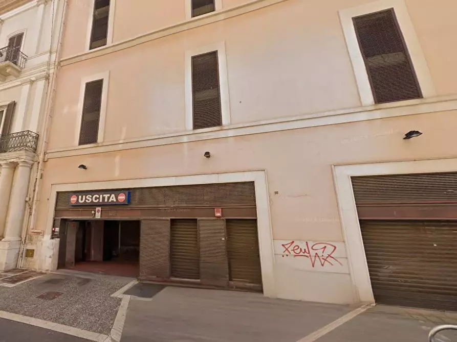 Immagine 3 di Box auto in affitto  in via niccolò piccinni 111 a Bari