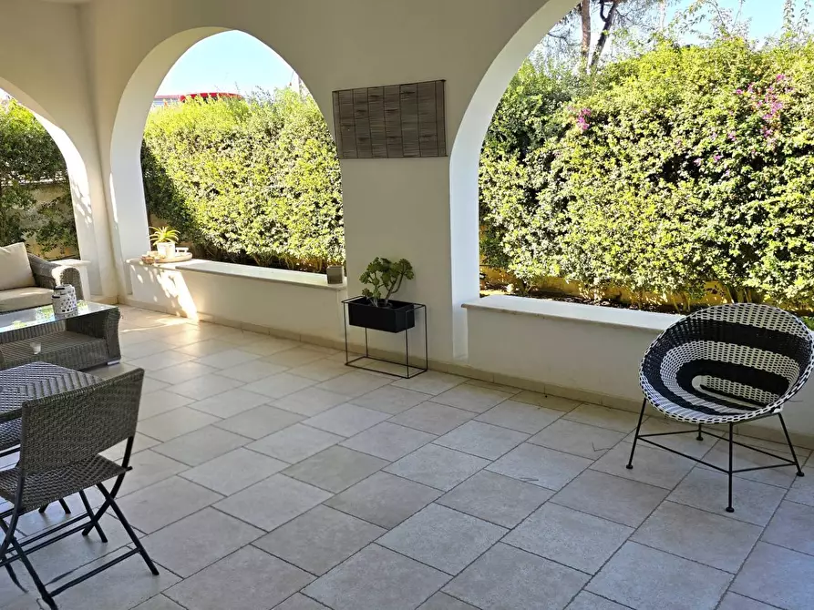 Immagine 7 di Villa in vendita  in VIA TOMMASO SICILIANI 6 a Bari