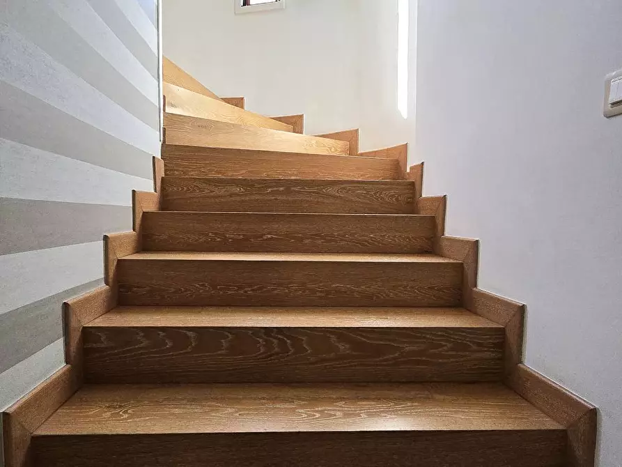 Immagine 17 di Villa in vendita  in VIA TOMMASO SICILIANI 6 a Bari