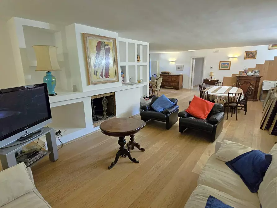 Immagine 24 di Villa in vendita  in VIA TOMMASO SICILIANI 6 a Bari