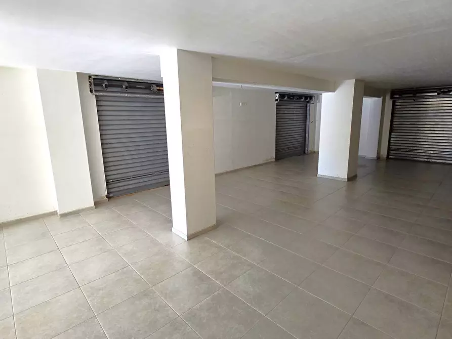 Immagine 4 di Locale commerciale in affitto  in VIA LORENZO VITALE 13 a Bari