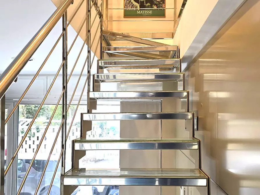 Immagine 8 di Ufficio in affitto  in via demetrio marin 43 a Bari