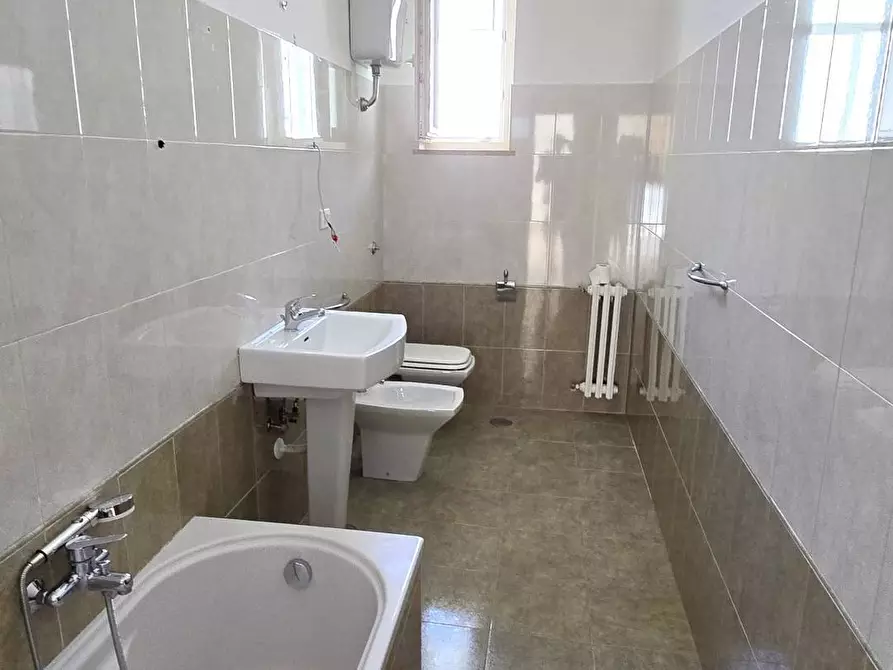 Immagine 14 di Appartamento in vendita  in Via Giuseppe Palmieri 11 a Bari