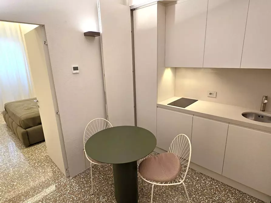 Immagine 4 di Appartamento in vendita  in VIA CATTARO 51 a Bari