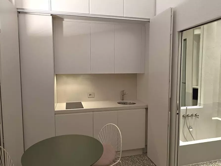 Immagine 5 di Appartamento in vendita  in VIA CATTARO 51 a Bari