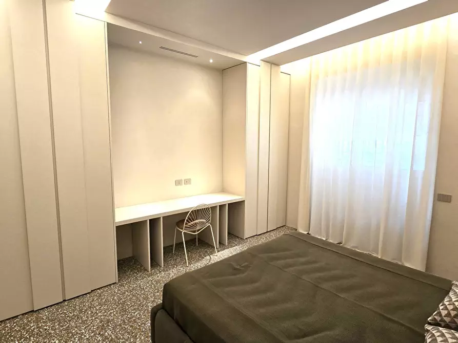 Immagine 8 di Appartamento in vendita  in VIA CATTARO 51 a Bari