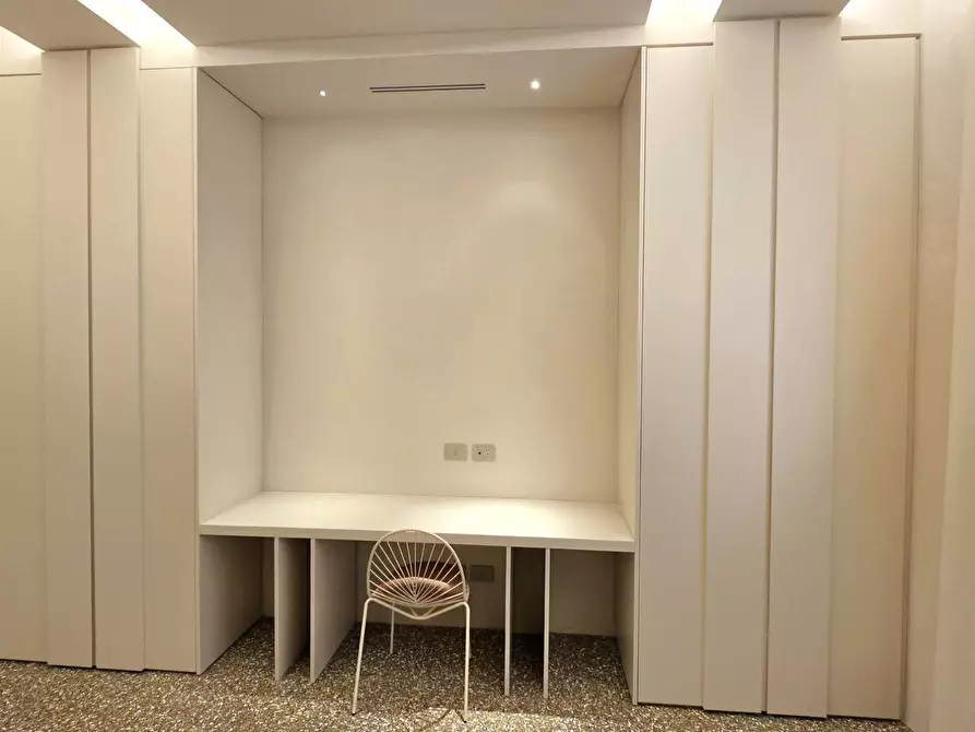 Immagine 10 di Appartamento in vendita  in VIA CATTARO 51 a Bari