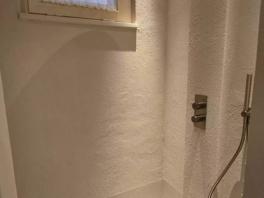 Immagine 15 di Appartamento in vendita  in VIA CATTARO 51 a Bari