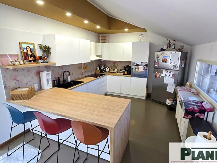 Immagine 4 di Appartamento in vendita  in Via Vecchia Stazione 15 a Bari