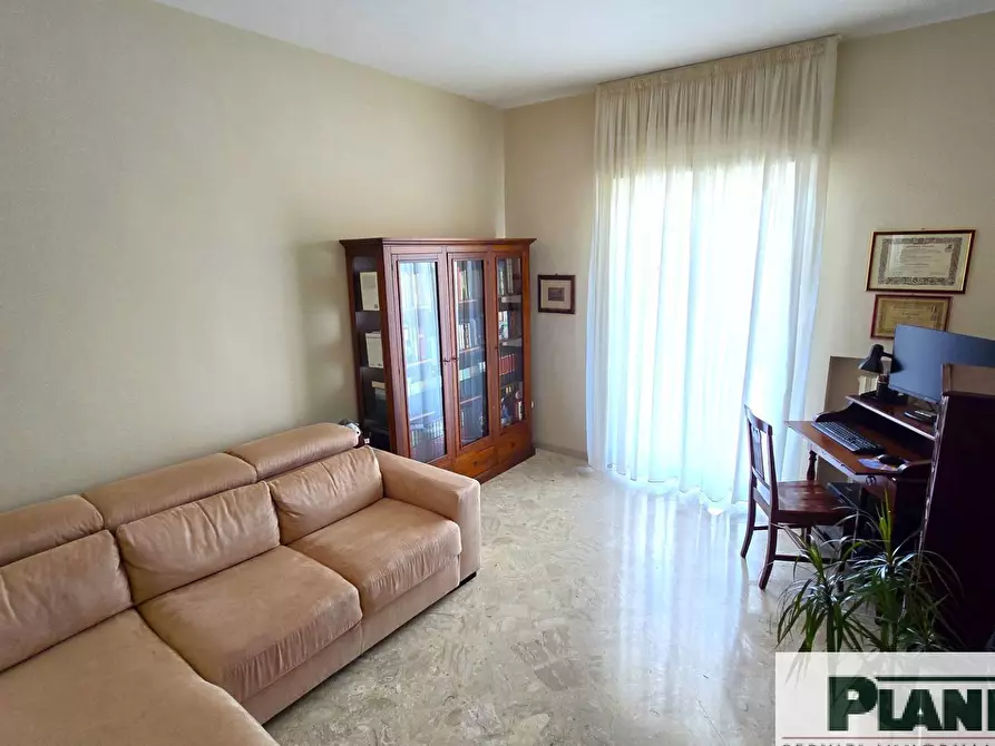 Immagine 12 di Appartamento in vendita  in via francesco babudri 35 a Bari