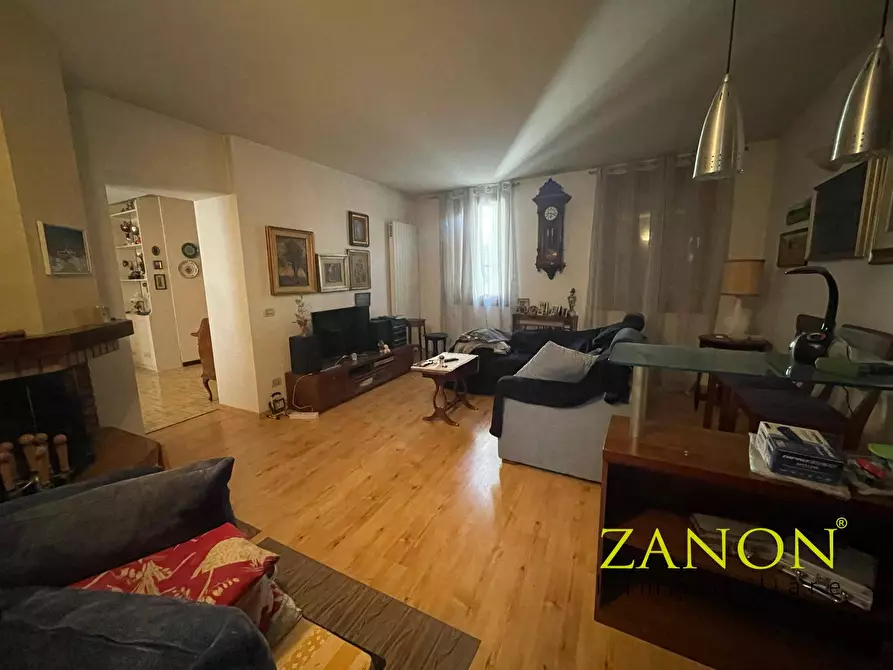 Immagine 11 di Casa semindipendente in affitto  in Via Udine a Cormons