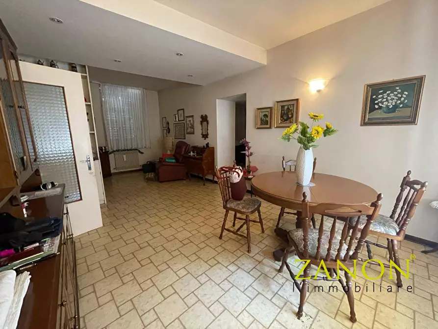 Immagine 9 di Casa semindipendente in affitto  in Via Udine a Cormons