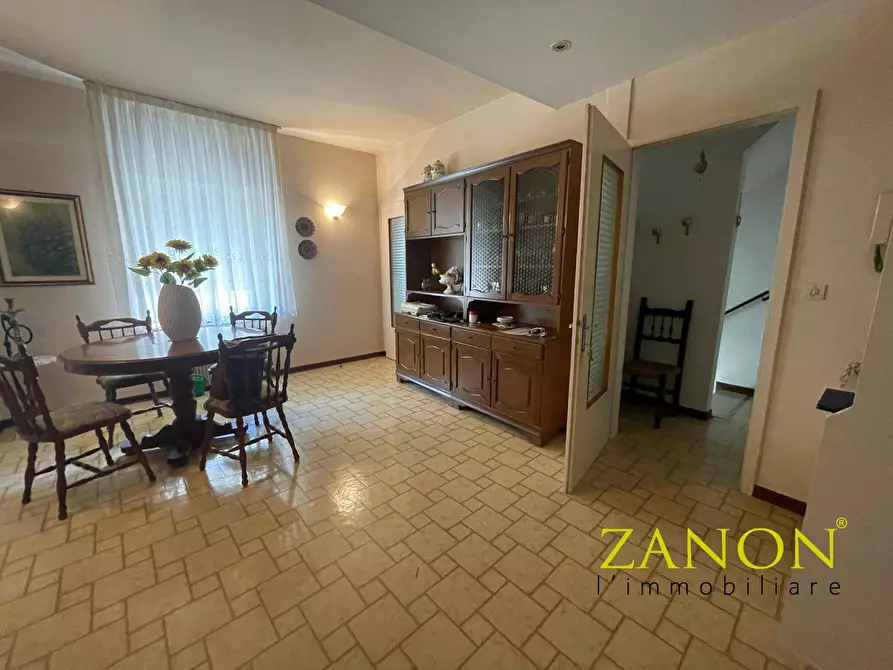 Immagine 8 di Casa semindipendente in affitto  in Via Udine a Cormons