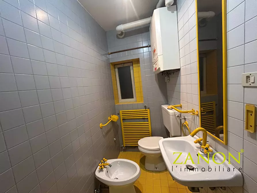 Immagine 10 di Ufficio in affitto  in Calle Maccari a Farra D'isonzo