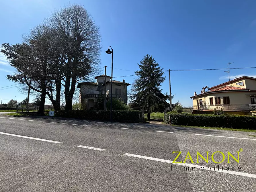 Immagine 10 di Casa indipendente in vendita  in Ponte sul Versa a Medea