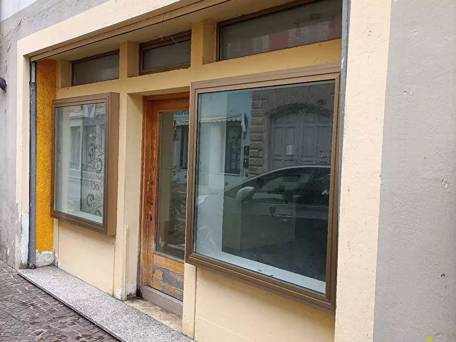 Immagine 2 di Locale commerciale in affitto  in Via Friuli a Cormons