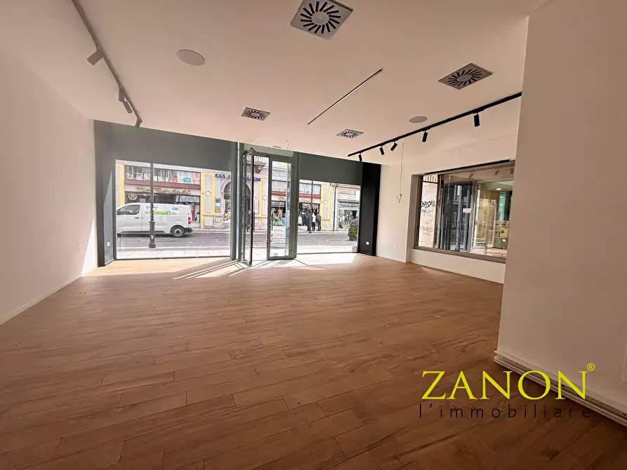 Immagine 17 di Locale commerciale in affitto  in Corso Verdi a Gorizia
