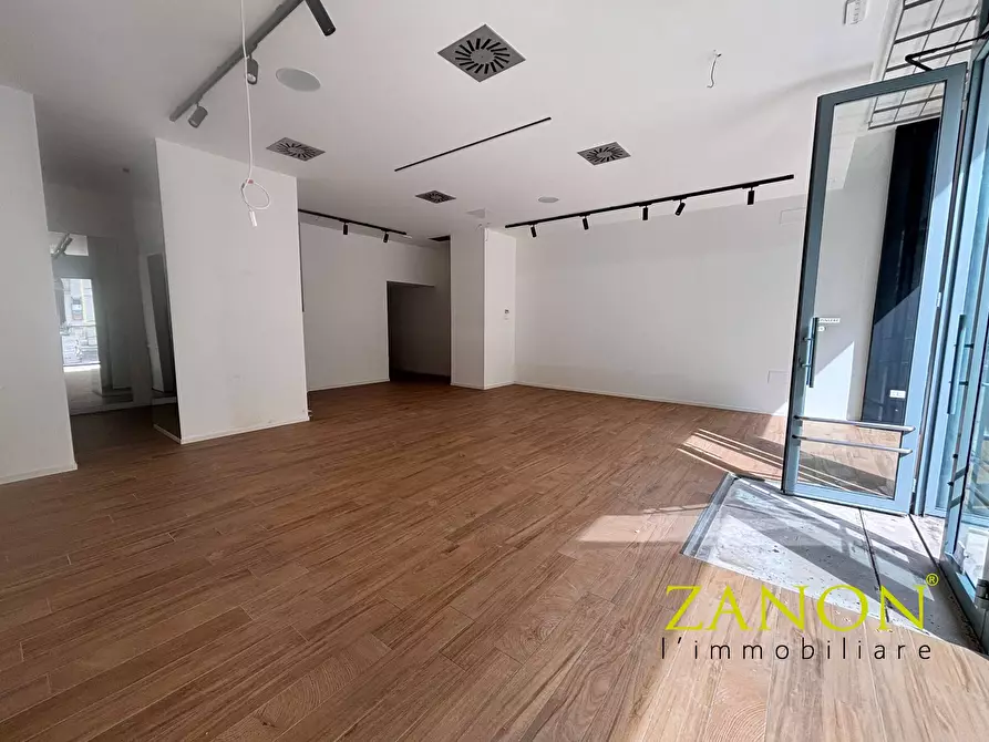 Immagine 18 di Locale commerciale in affitto  in Corso Verdi a Gorizia