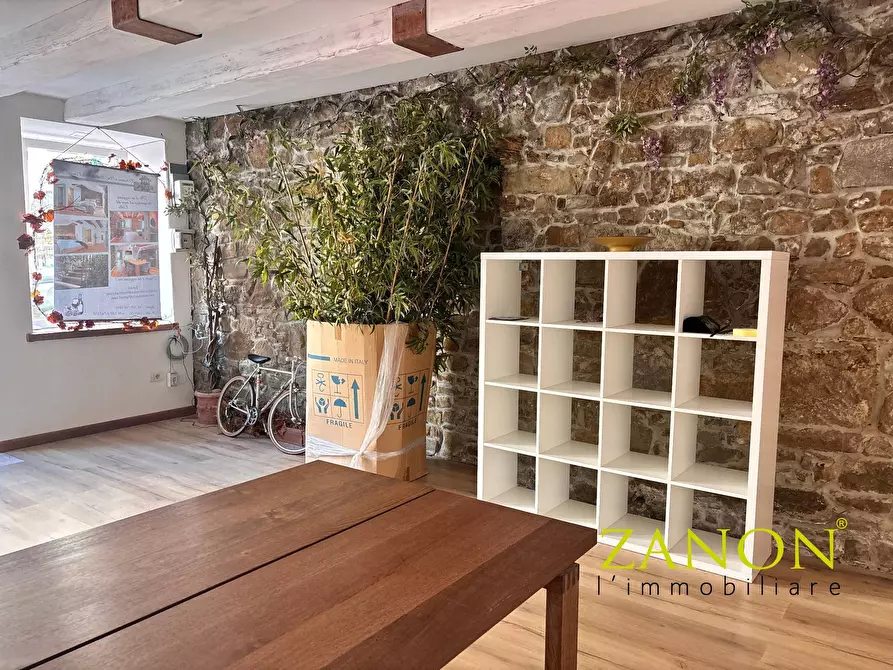 Immagine 6 di Locale commerciale in affitto  in Via Matteotti a Cormons