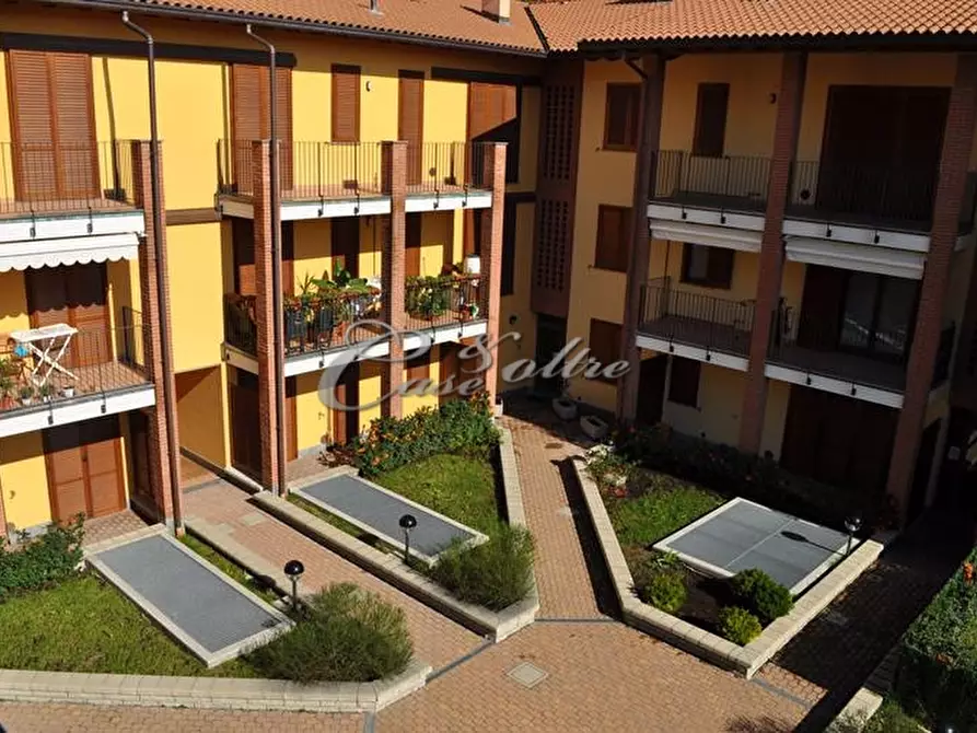 Immagine 10 di Appartamento in vendita  in Via dei Giovi a Arosio